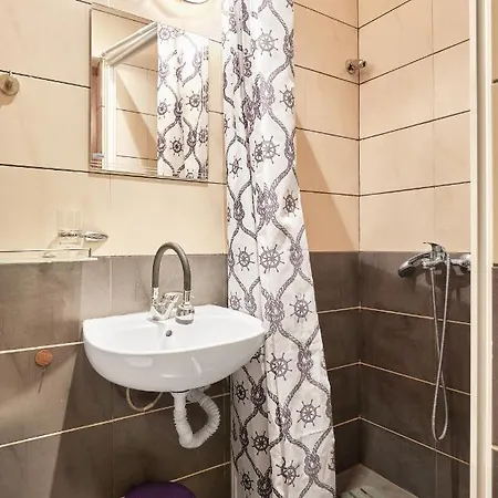 ~ Waves ~ 1bd Flat By The Sea רבדה