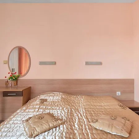 Appartement ~ Waves ~ 1bd Flat By The Sea *