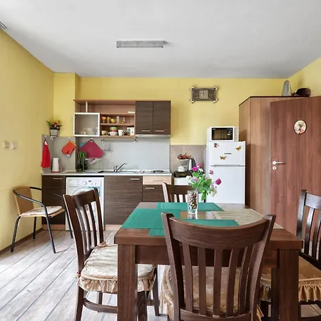 Appartement ~ Waves ~ 1bd Flat By The Sea